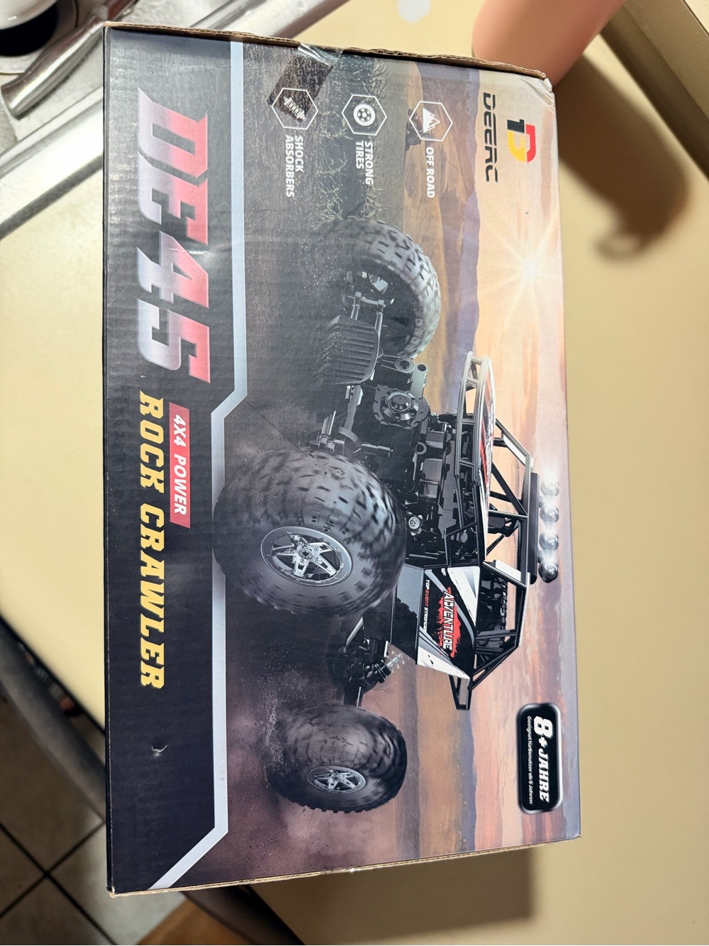 DE45 Rock Crawler RC Truck - Black -Remote Control Truck